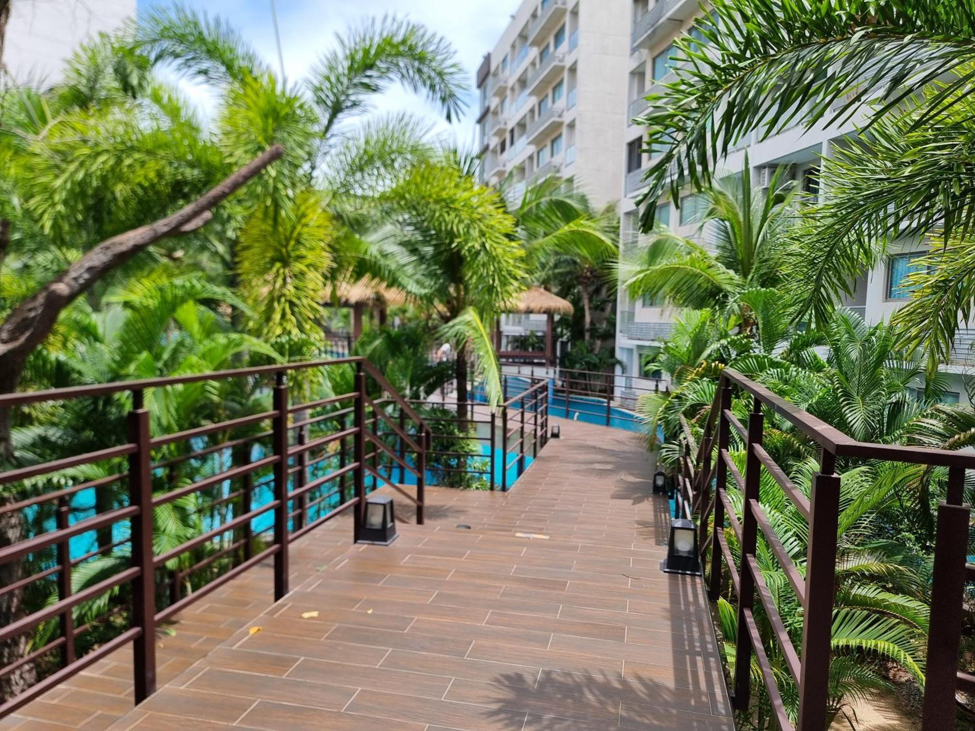 Laguna Beach Condo Resort 3 Maldives Pattaya Pool View ลากูน่า บีช คอนโด รีสอร์ต 3 พัทยา Джомтьєн-Біч Екстер'єр фото
