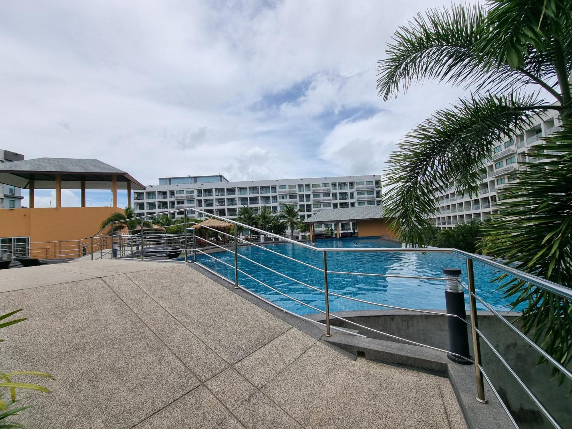 Laguna Beach Condo Resort 3 Maldives Pattaya Pool View ลากูน่า บีช คอนโด รีสอร์ต 3 พัทยา Джомтьєн-Біч Екстер'єр фото